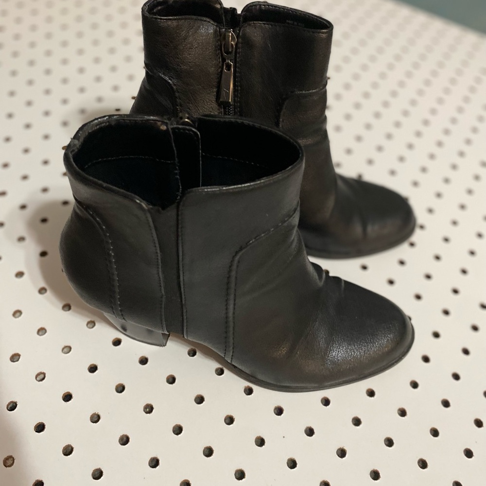Kohl's women’s Black Vegan Leather Boots